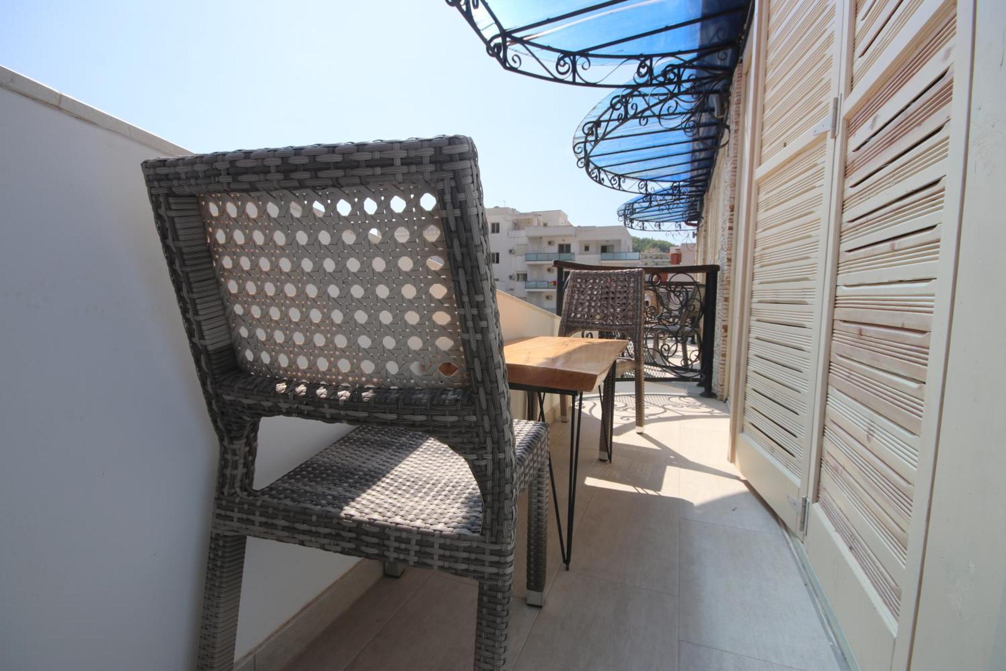 Vila Mateus Himare Luaran gambar