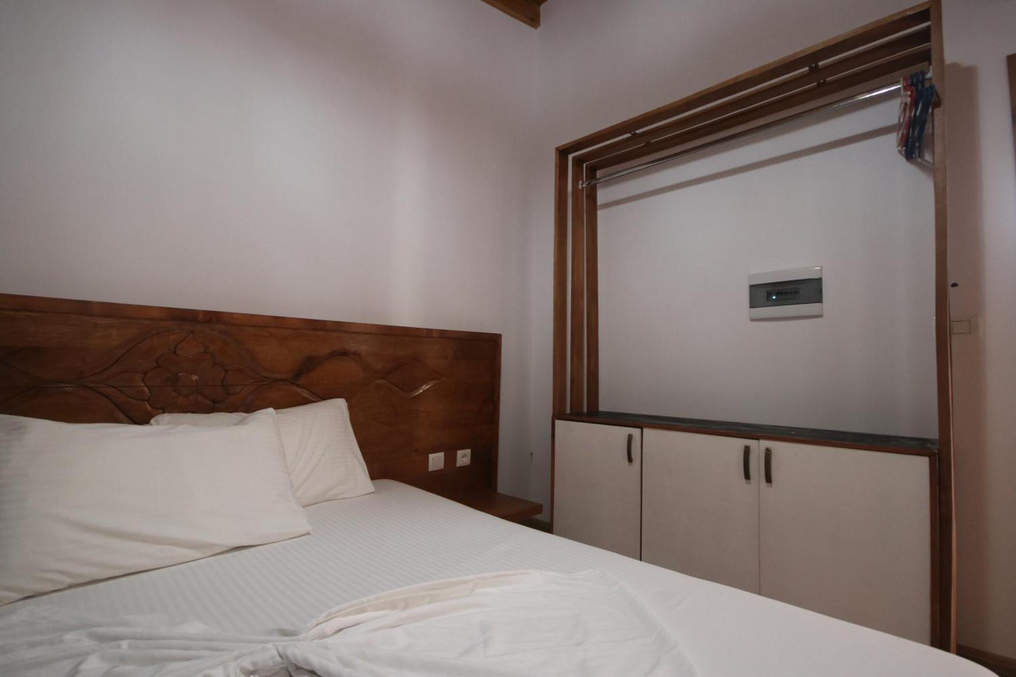 Vila Mateus Himare Luaran gambar