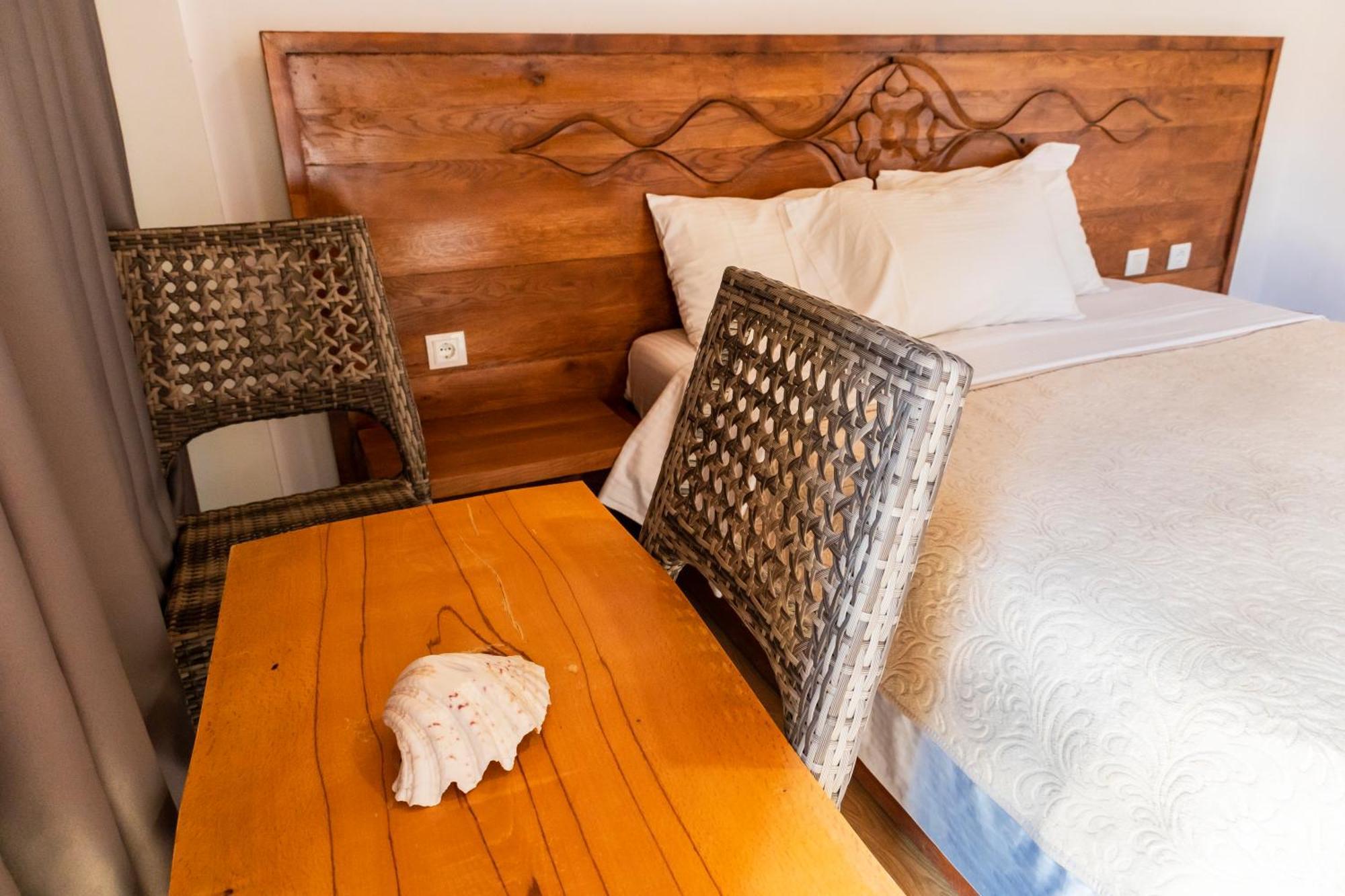 Vila Mateus Himare Luaran gambar
