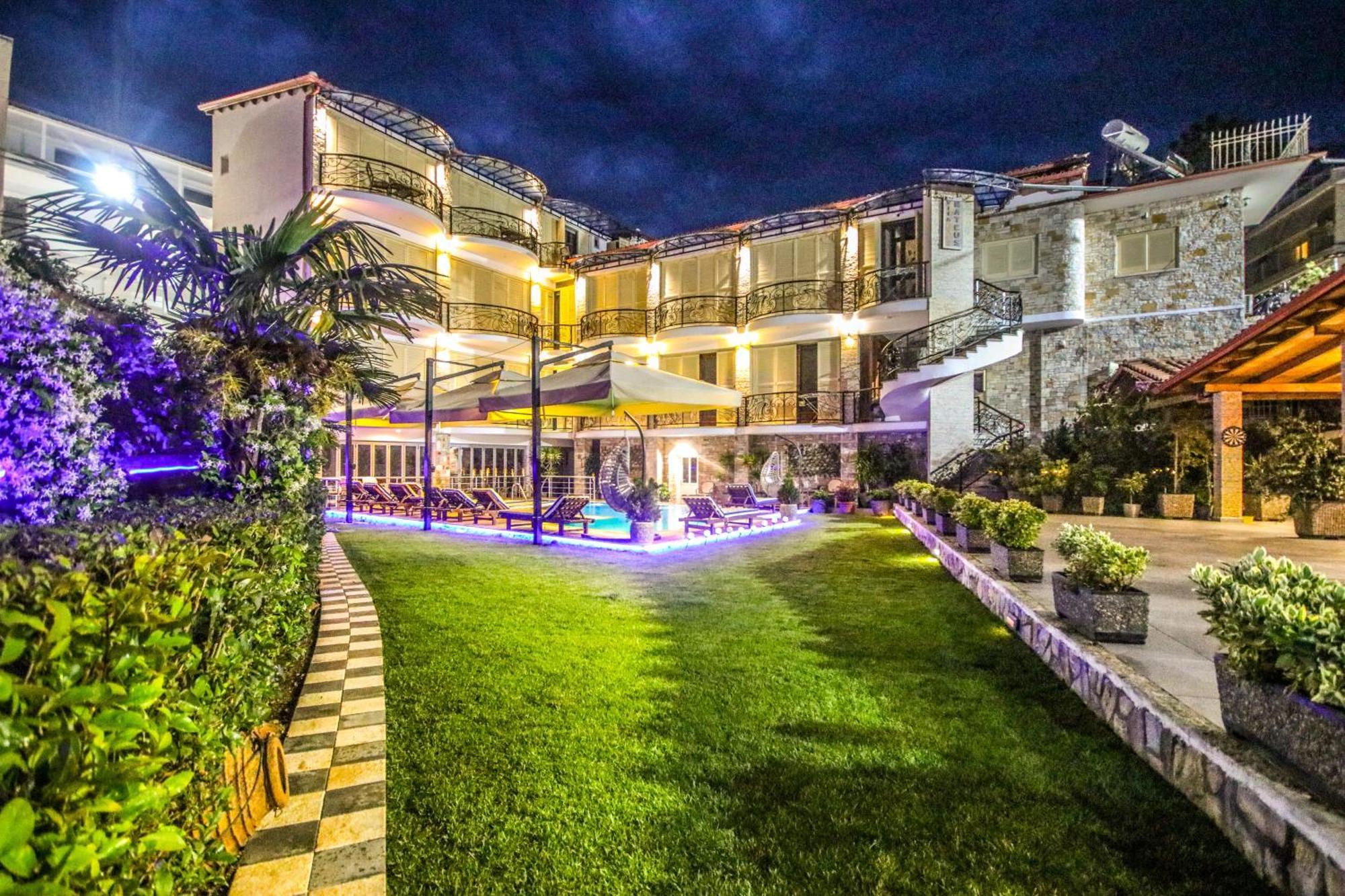 Vila Mateus Himare Luaran gambar