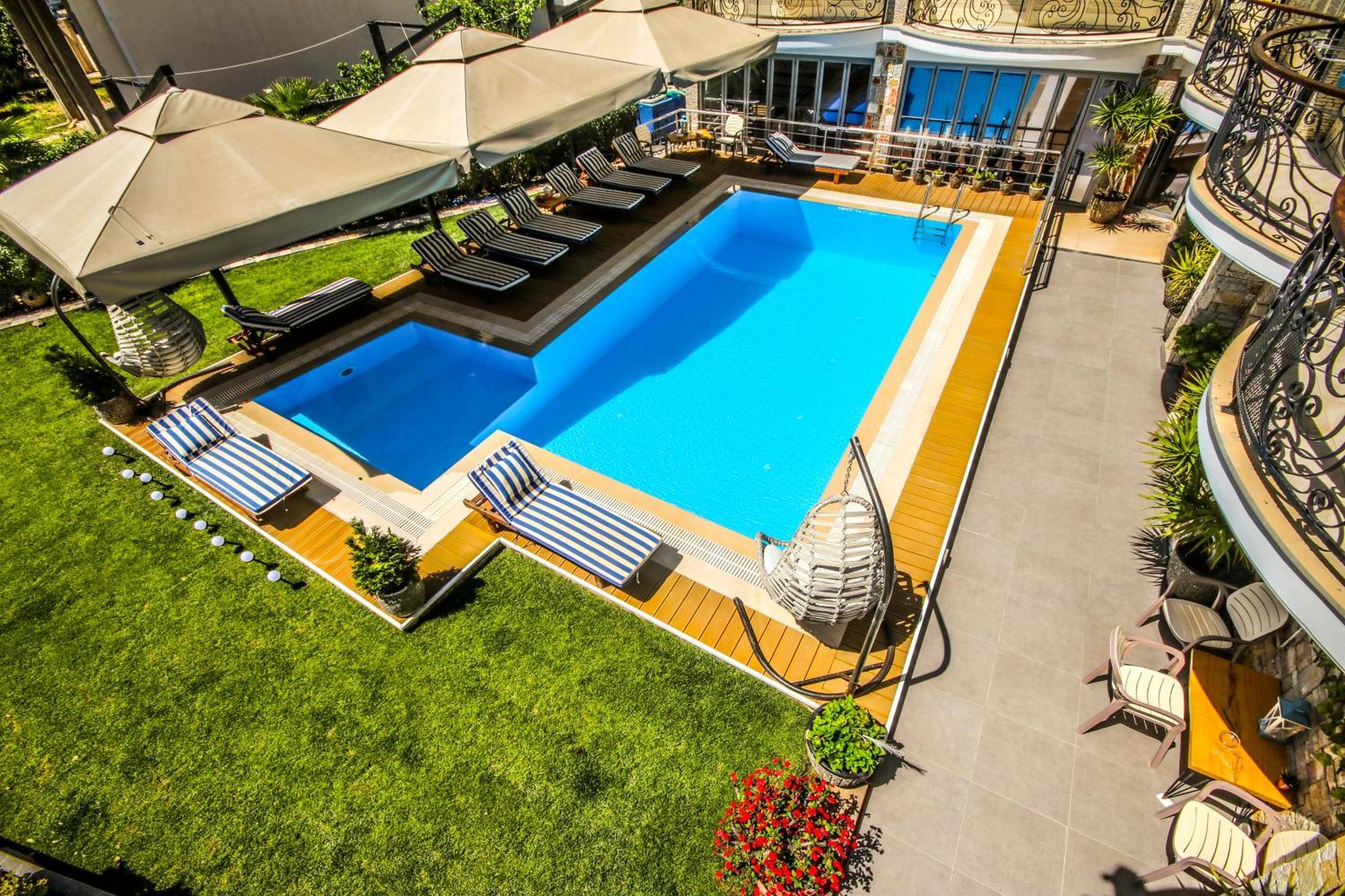 Vila Mateus Himare Luaran gambar
